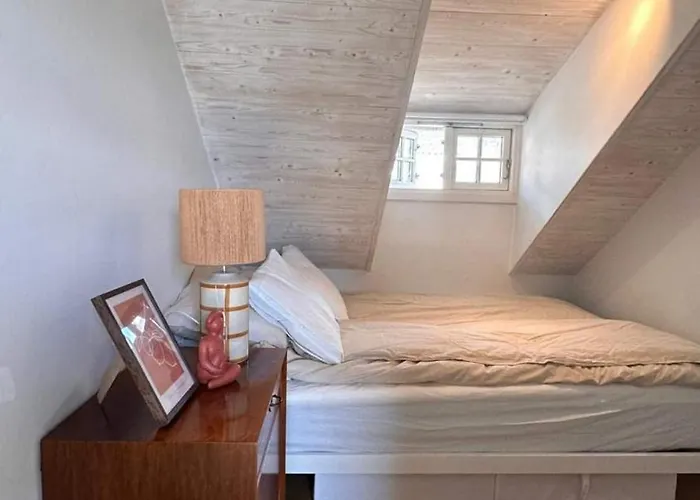 דירה Charming By The Sea