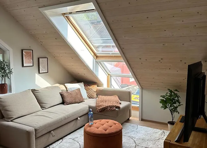 Charming By The Sea *